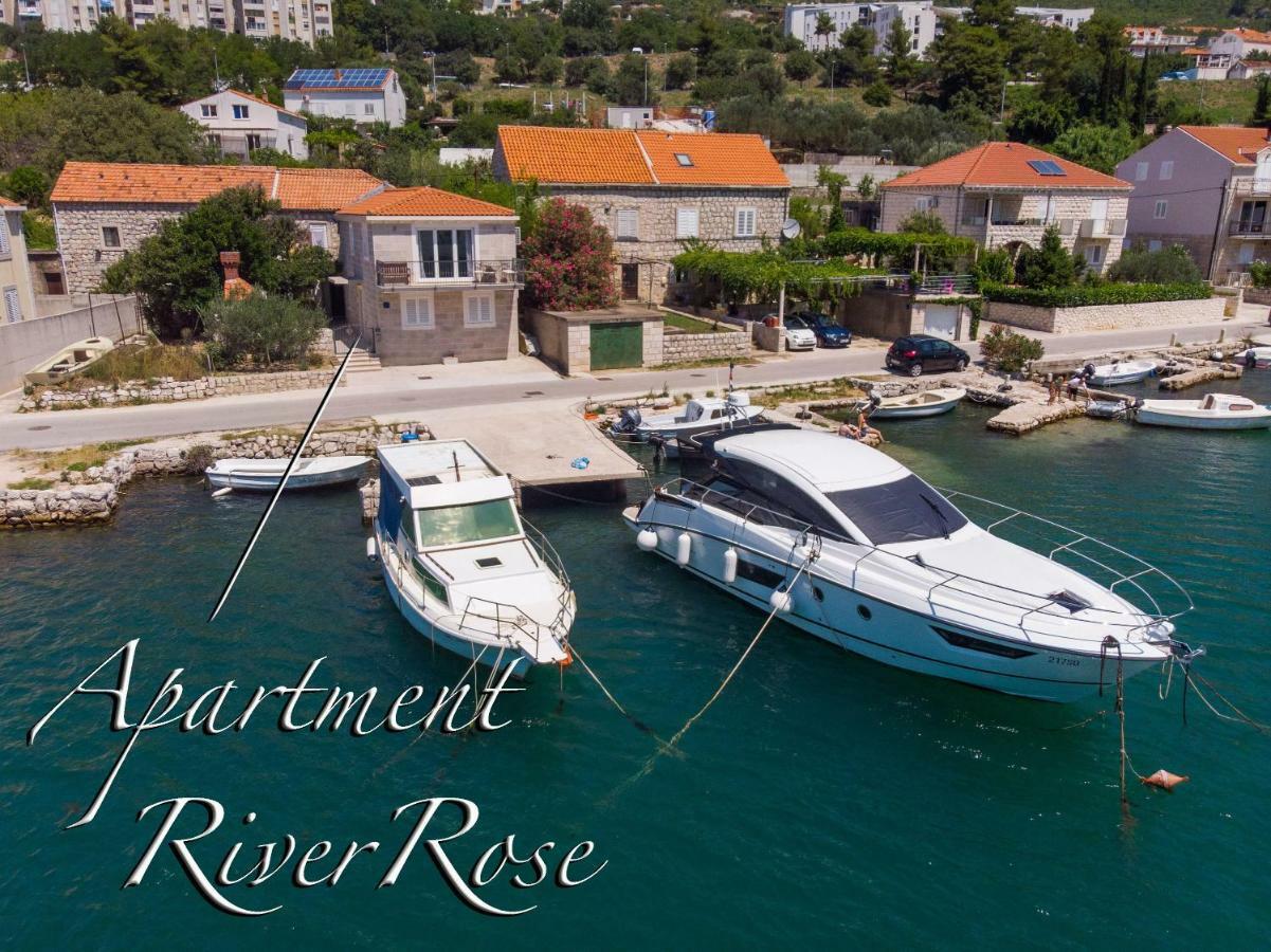 Apartment River Rose Мокошиця Екстер'єр фото